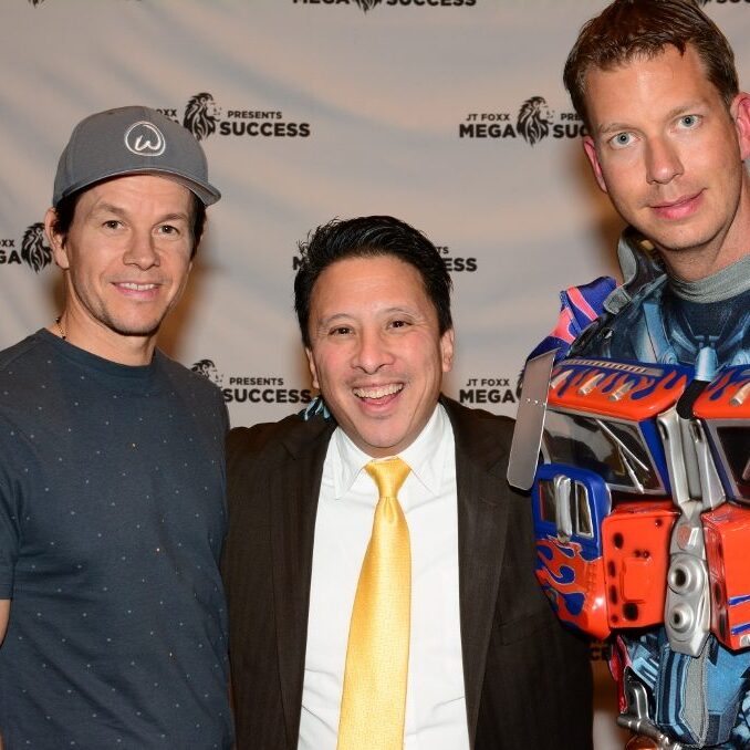 Mark Wahlberg, JT Foxx, Andrew Andrada (1024x683) Mark Wahlberg, JT Foxx, Andrew Andrada (1024x683)